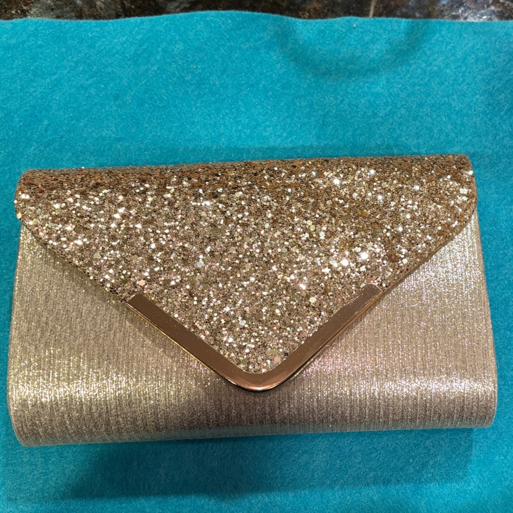 Gold Glitter Clutch-Perfect for Special Occasions